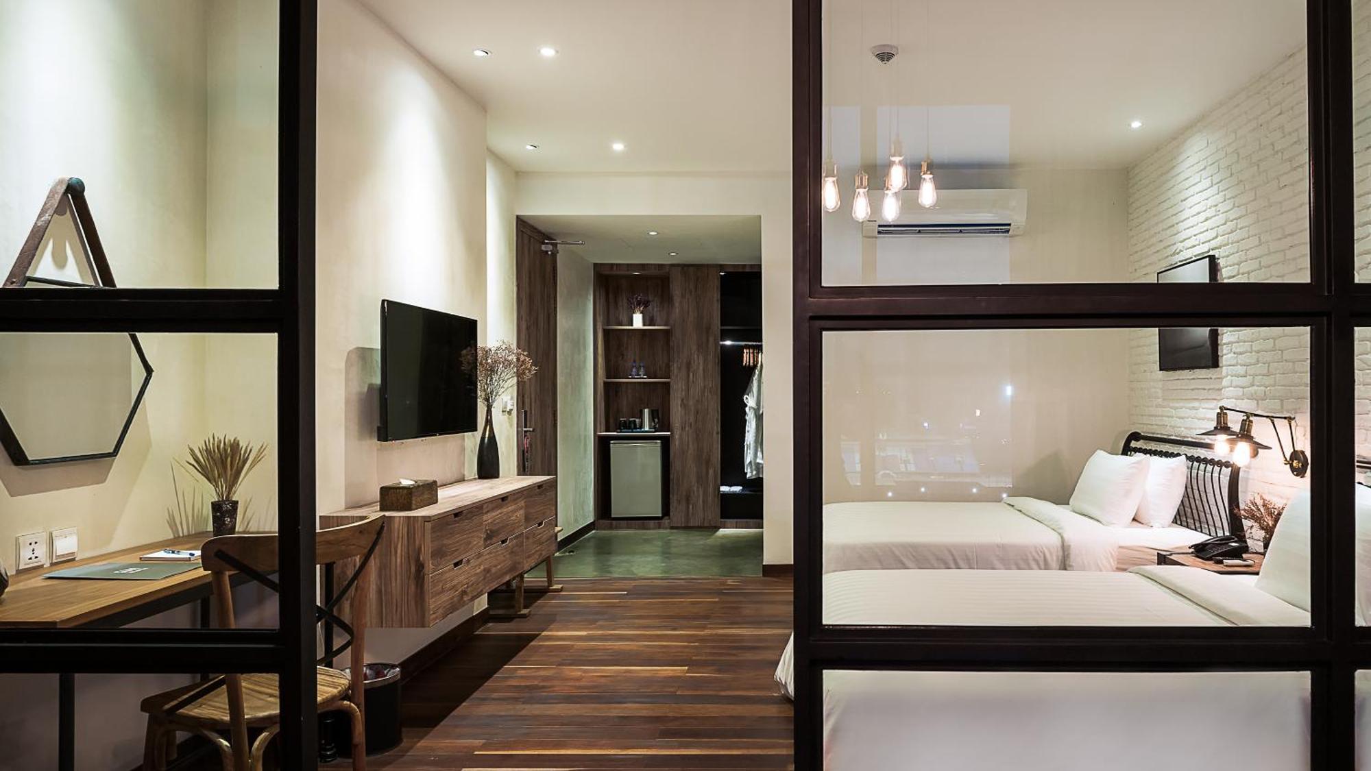 Sim Boutique Hotel 4*